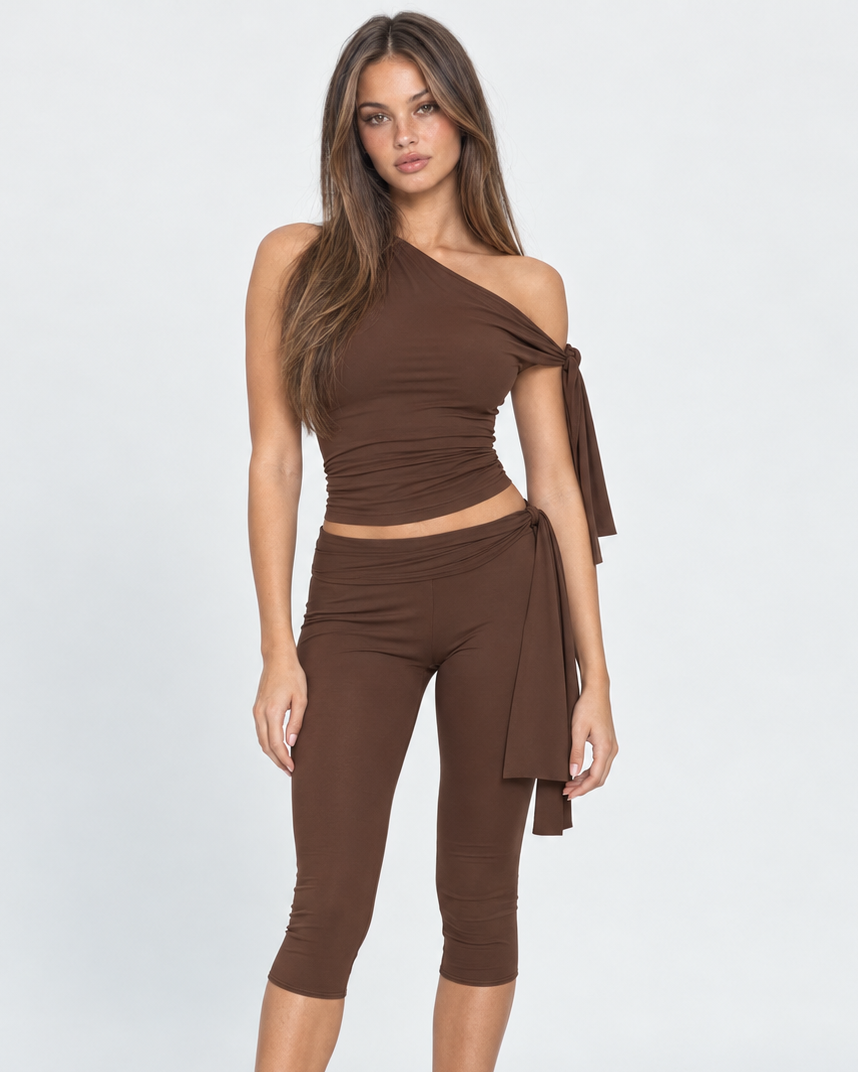 It Girl Capri Set