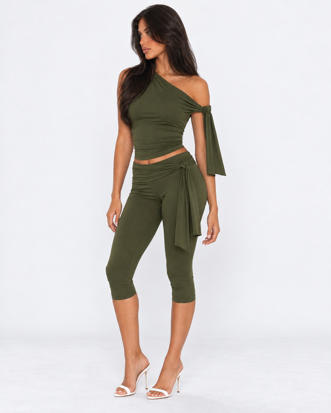 It Girl Capri Set