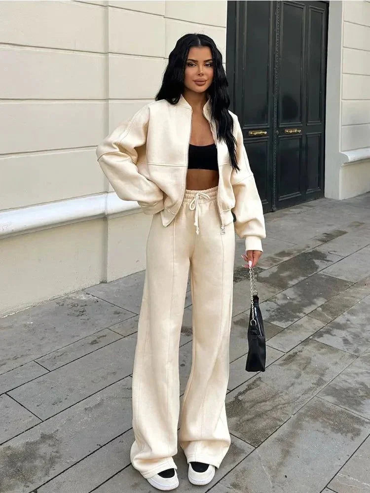 ARIA | Cozy Oversized Tracksuit