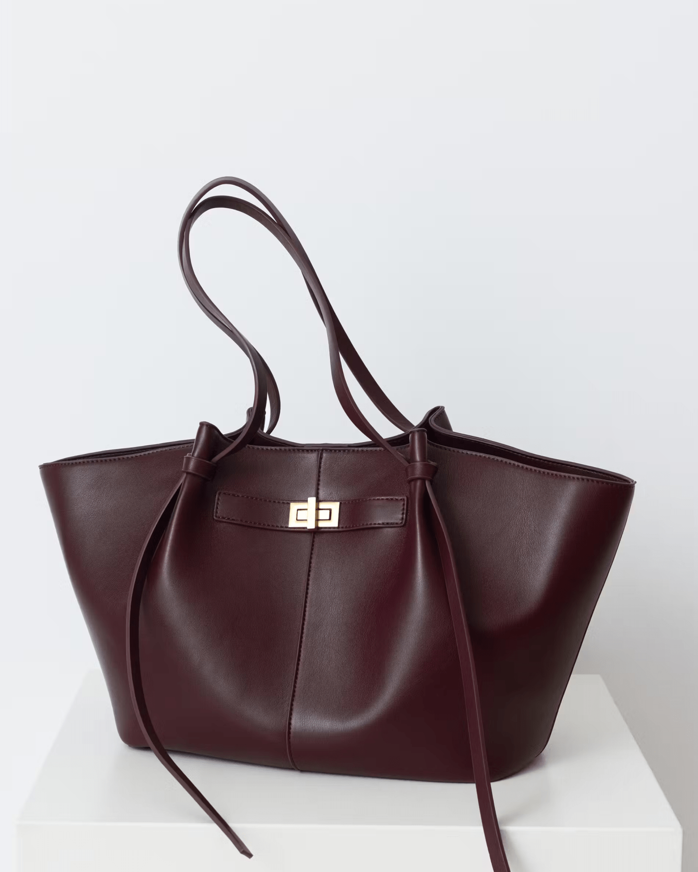 ARIA | Luxe Curve Shopper